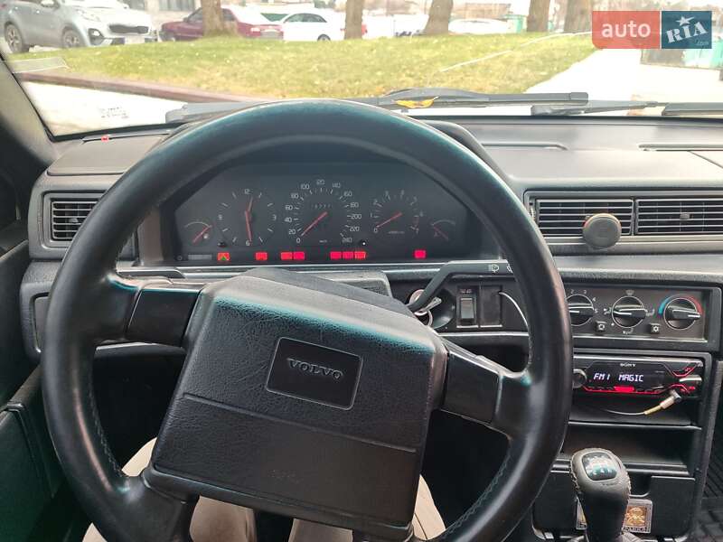 Седан Volvo 940 1996 в Киеве