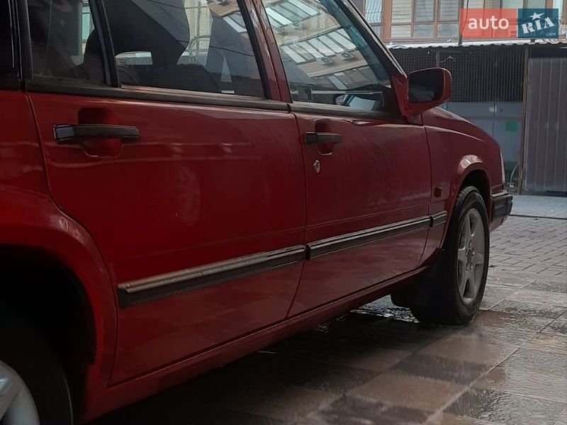 Седан Volvo 940 1995 в Одессе