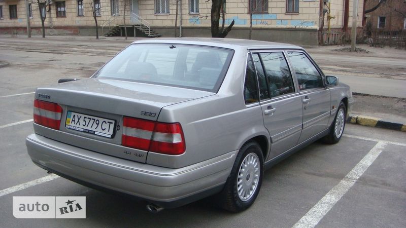 Седан Volvo 960 1995 в 