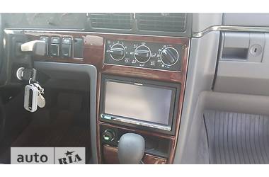 Седан Volvo 960 1995 в 