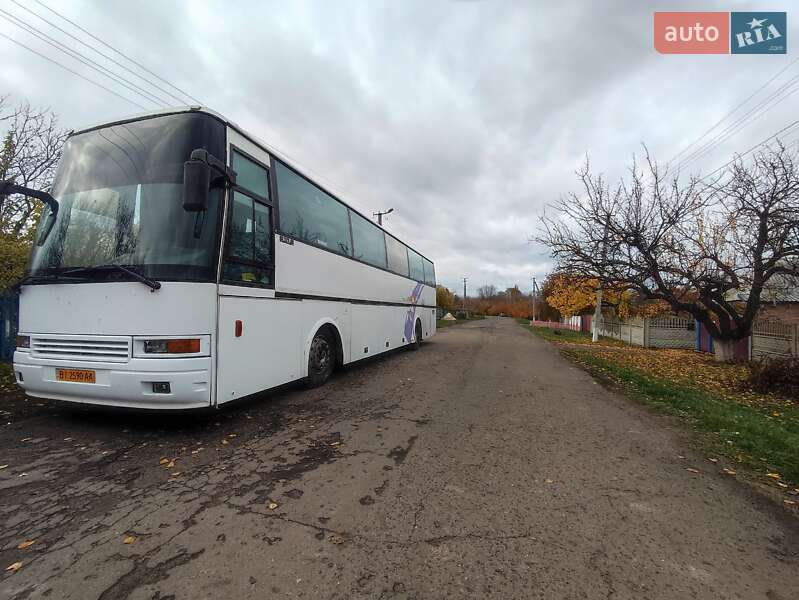 Туристический / Междугородний автобус Volvo B10B 1992 в Полтаве