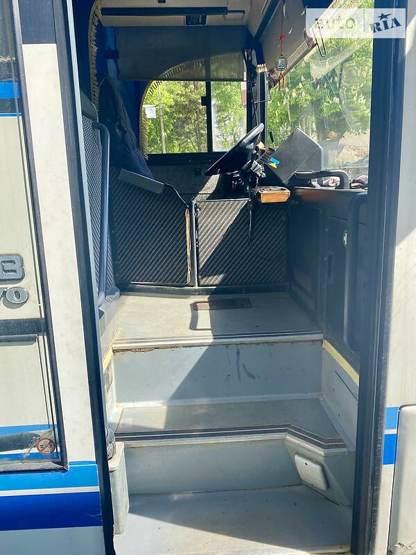 Пригородный автобус Volvo B10R 1998 в Бориславе