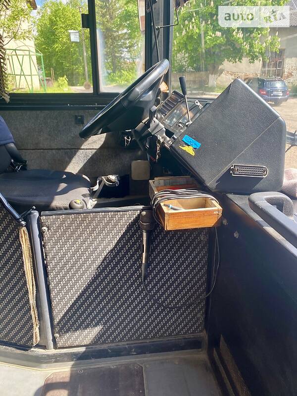 Пригородный автобус Volvo B10R 1998 в Бориславе
