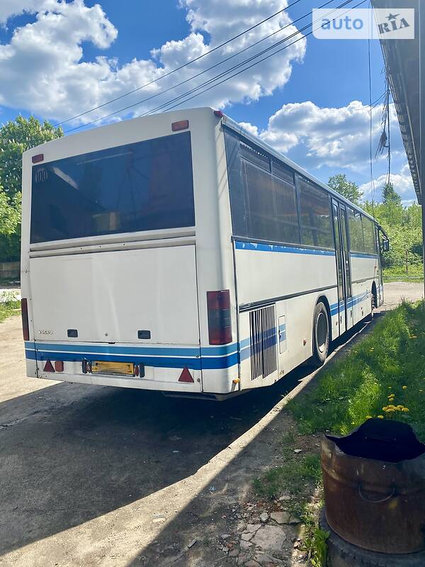 Пригородный автобус Volvo B10R 1998 в Бориславе