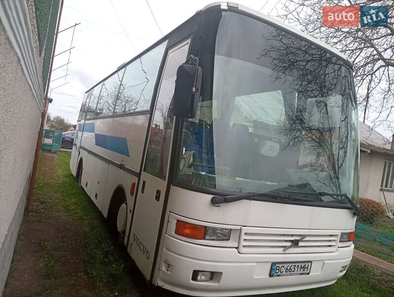 Туристический / Междугородний автобус Volvo B6 1995 в Стрые фото 2 Туристический / Междугородний автобус Volvo B6 1995 в Стрые