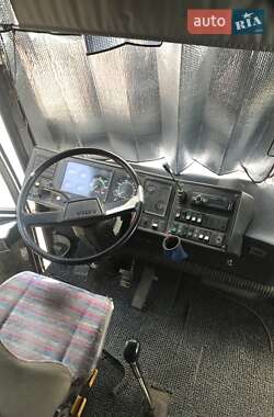 Туристический / Междугородний автобус Volvo B8R 1996 в 