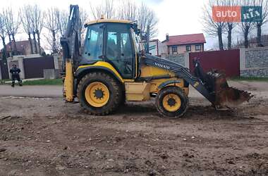 Экскаватор погрузчик Volvo BL 61B 2012 в 