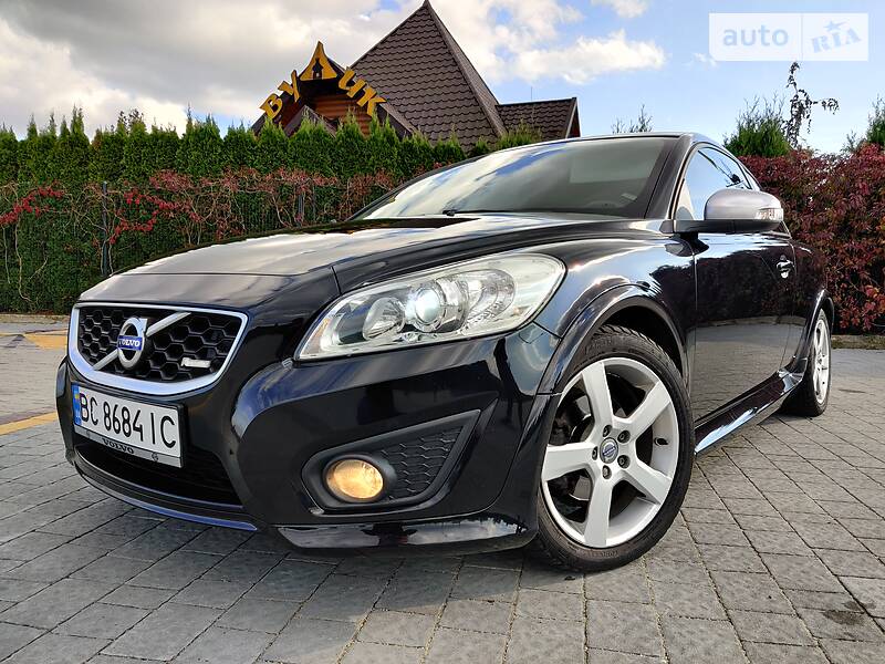 Хэтчбек Volvo C30 2010 в 