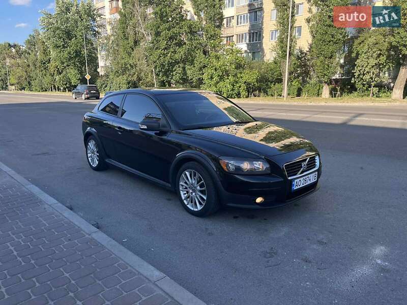 Хэтчбек Volvo C30 2008 в Киеве фото 3 Хэтчбек Volvo C30 2008 в Киеве
