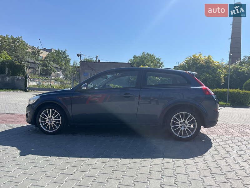 Хэтчбек Volvo C30 2010 в Львове