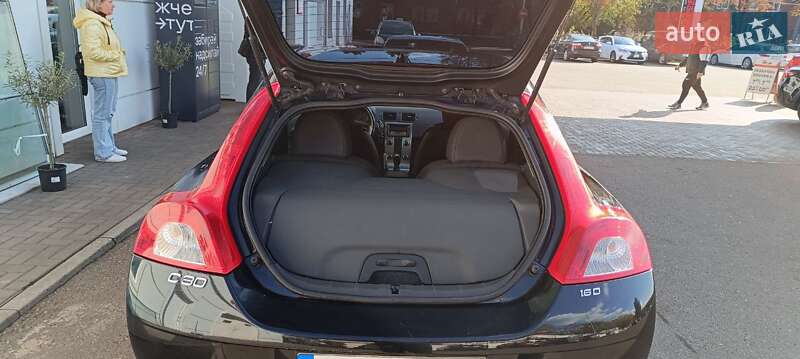 Хэтчбек Volvo C30 2008 в Кривом Роге фото 5 Хэтчбек Volvo C30 2008 в Кривом Роге