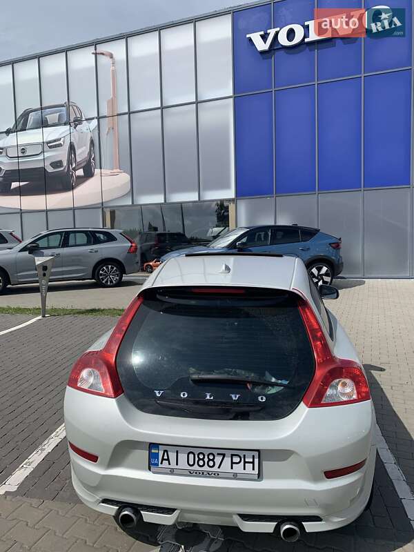 Хэтчбек Volvo C30 2010 в Киеве