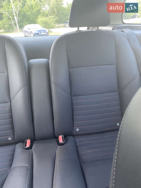 Хэтчбек Volvo C30 2011 в Запорожье