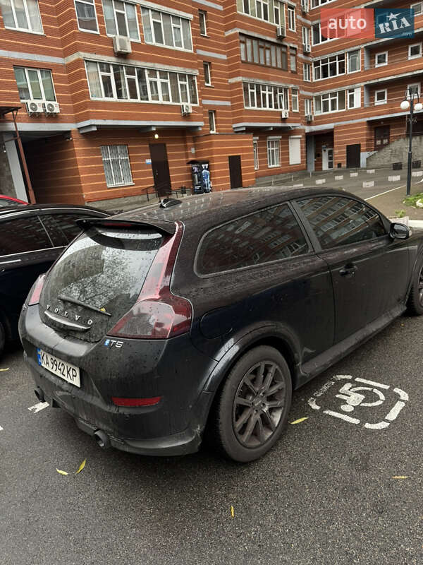 Хэтчбек Volvo C30 2011 в Киеве