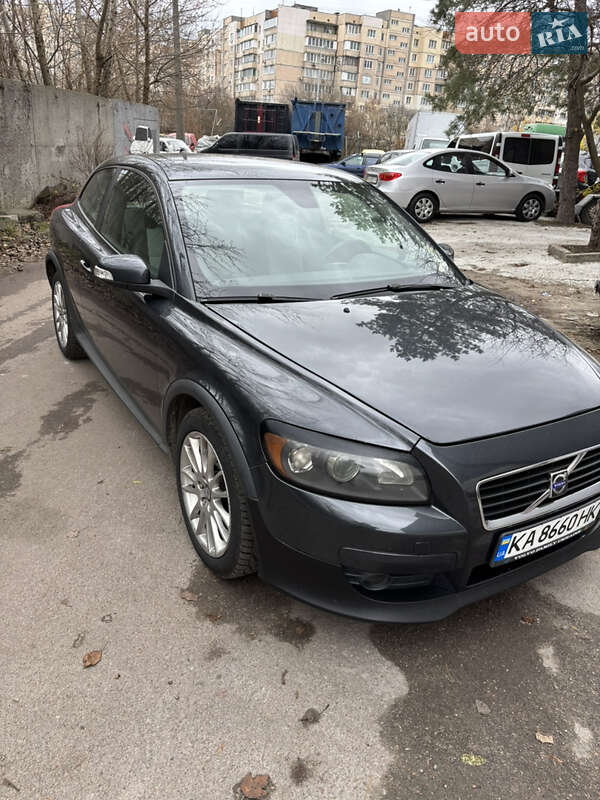 Хэтчбек Volvo C30 2009 в Киеве фото 6 Хэтчбек Volvo C30 2009 в Киеве