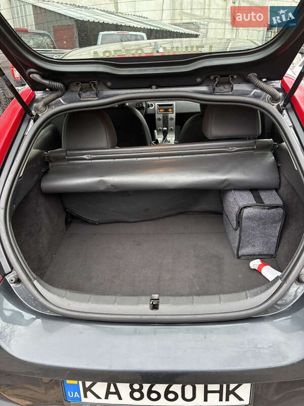 Хэтчбек Volvo C30 2009 в Киеве фото 13 Хэтчбек Volvo C30 2009 в Киеве
