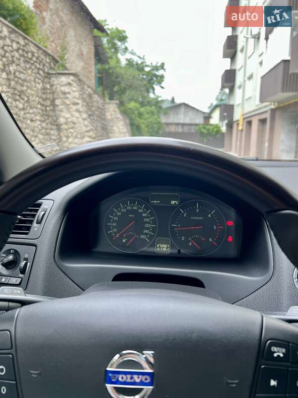 Хэтчбек Volvo C30 2011 в Тернополе