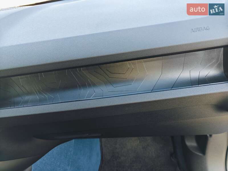 Позашляховик / Кросовер Volvo C40 Recharge 2022 в Одесі