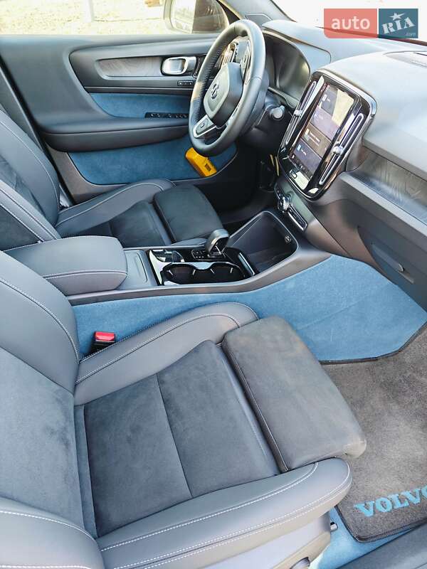Позашляховик / Кросовер Volvo C40 Recharge 2022 в Одесі