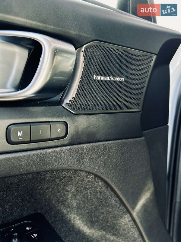 Внедорожник / Кроссовер Volvo C40 Recharge 2022 в Киеве фото 13 Внедорожник / Кроссовер Volvo C40 Recharge 2022 в Киеве