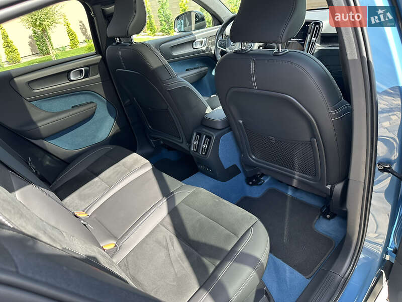 Внедорожник / Кроссовер Volvo C40 Recharge 2022 в Одессе