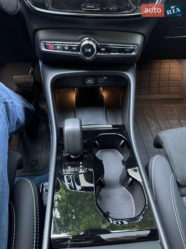 Внедорожник / Кроссовер Volvo C40 Recharge 2022 в Днепре