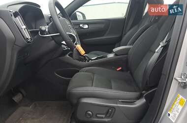 Позашляховик / Кросовер Volvo C40 Recharge 2023 в 