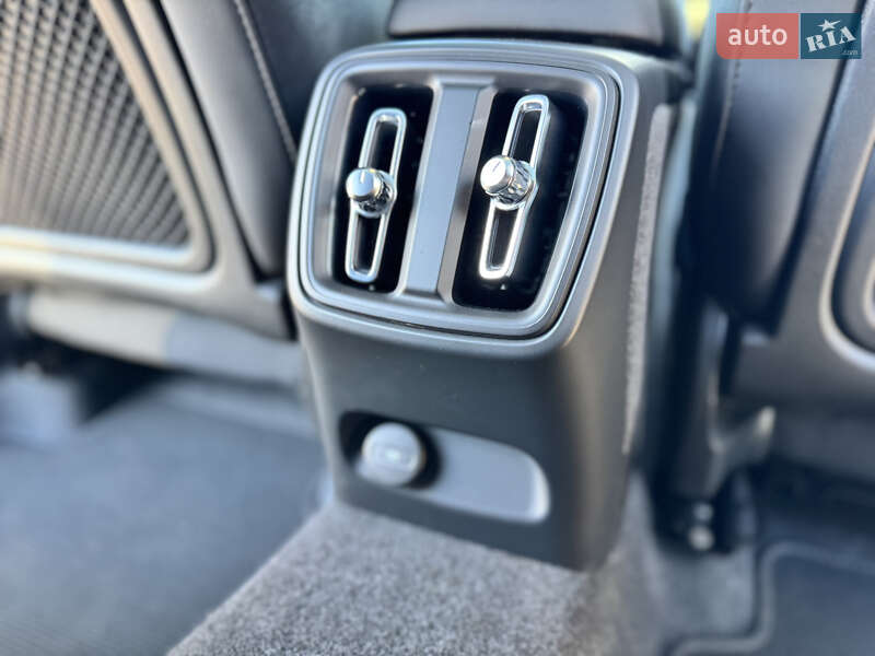 Позашляховик / Кросовер Volvo C40 Recharge 2022 в Дніпрі