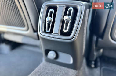 Позашляховик / Кросовер Volvo C40 Recharge 2022 в 