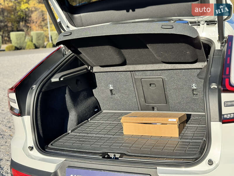 Внедорожник / Кроссовер Volvo C40 Recharge 2023 в Днепре