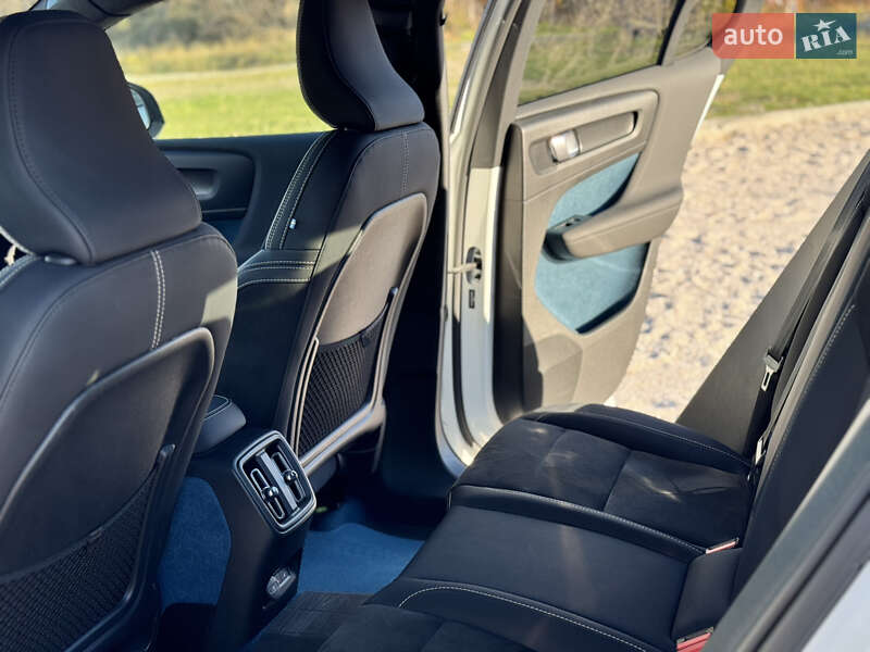Внедорожник / Кроссовер Volvo C40 Recharge 2023 в Днепре
