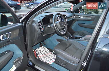 Внедорожник / Кроссовер Volvo C40 Recharge 2023 в 