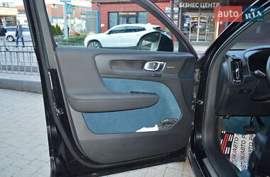 Внедорожник / Кроссовер Volvo C40 Recharge 2023 в 