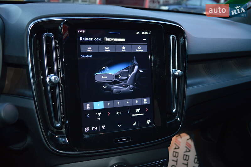 Внедорожник / Кроссовер Volvo C40 Recharge 2023 в Львове