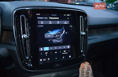 Внедорожник / Кроссовер Volvo C40 Recharge 2023 в 