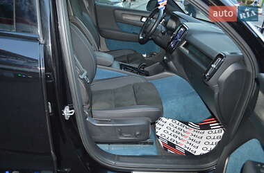 Внедорожник / Кроссовер Volvo C40 Recharge 2023 в 