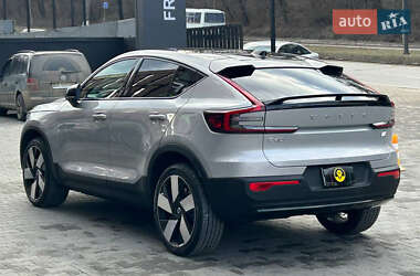 Позашляховик / Кросовер Volvo C40 Recharge 2023 в 