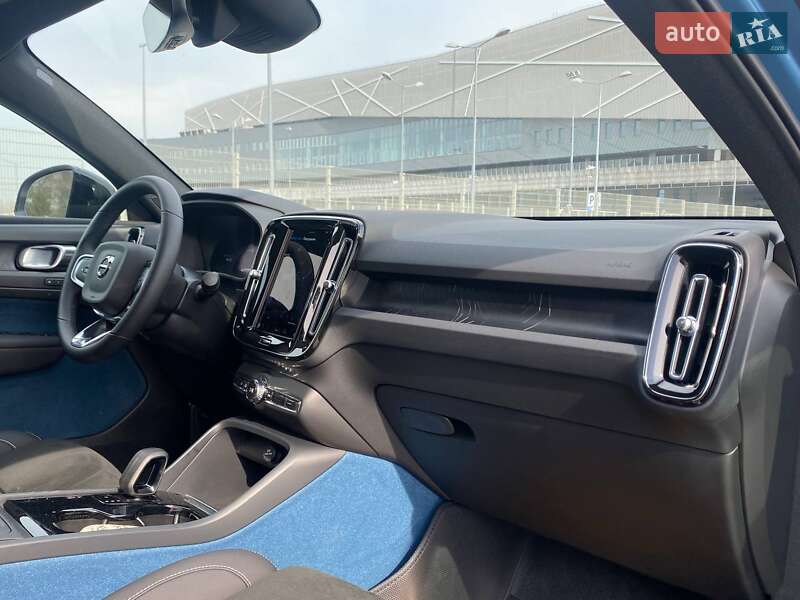 Внедорожник / Кроссовер Volvo C40 Recharge 2021 в Львове фото 24 Внедорожник / Кроссовер Volvo C40 Recharge 2021 в Львове