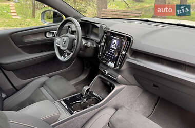 Внедорожник / Кроссовер Volvo C40 Recharge 2023 в 