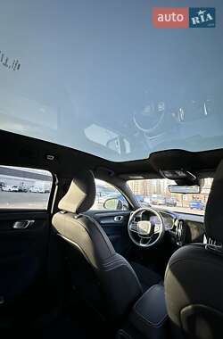 Внедорожник / Кроссовер Volvo C40 Recharge 2022 в 