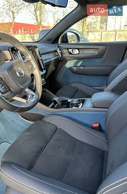 Внедорожник / Кроссовер Volvo C40 Recharge 2022 в 