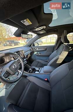 Внедорожник / Кроссовер Volvo C40 Recharge 2022 в 