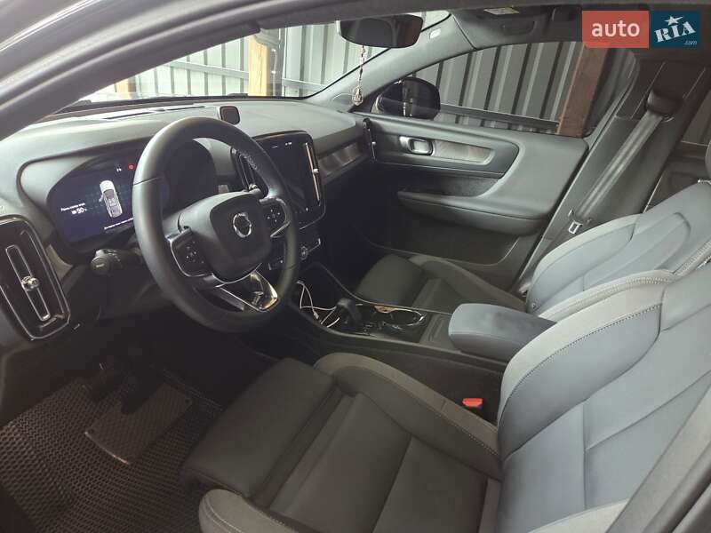 Внедорожник / Кроссовер Volvo C40 Recharge 2022 в Киеве