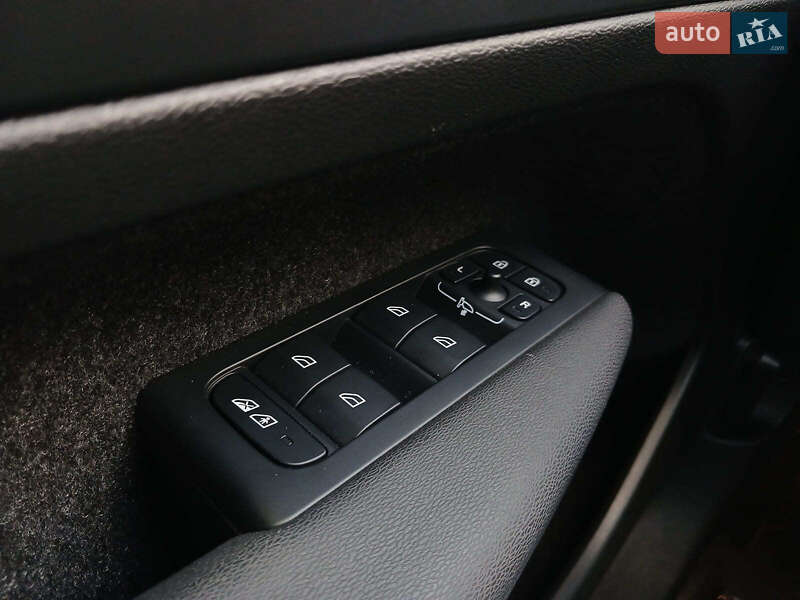 Внедорожник / Кроссовер Volvo C40 Recharge 2022 в Киеве