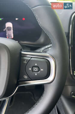 Позашляховик / Кросовер Volvo C40 Recharge 2022 в 