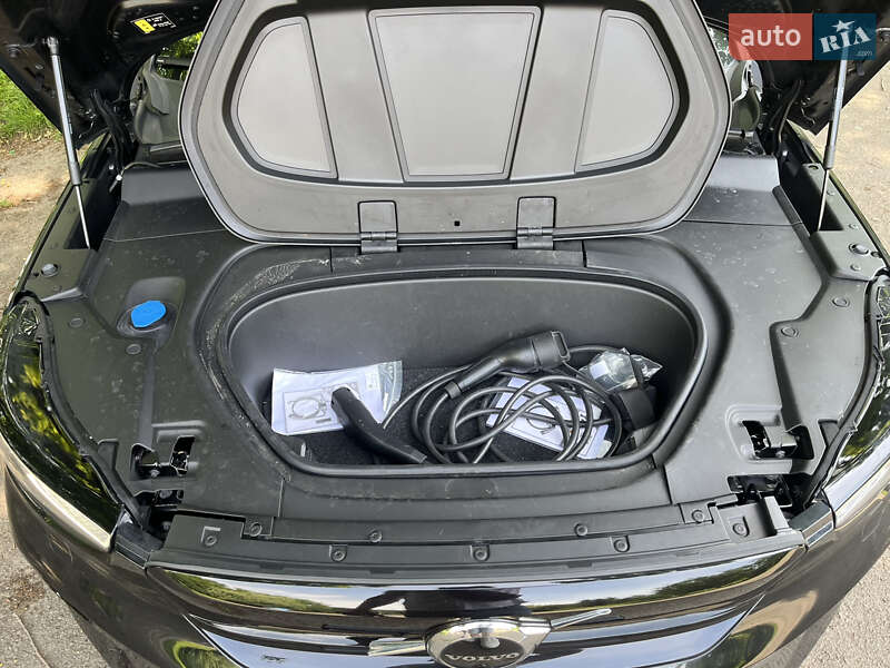 Внедорожник / Кроссовер Volvo C40 Recharge 2022 в Ровно
