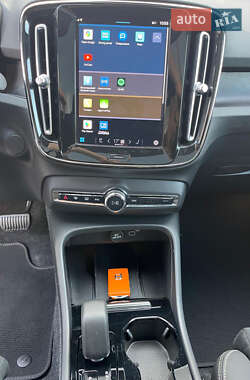 Внедорожник / Кроссовер Volvo C40 Recharge 2022 в 