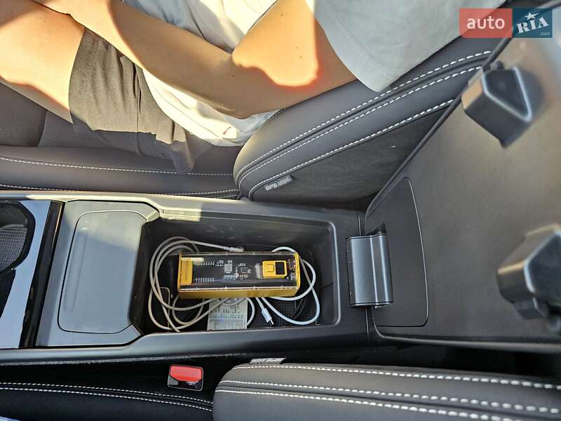 Внедорожник / Кроссовер Volvo C40 Recharge 2023 в Сваляве