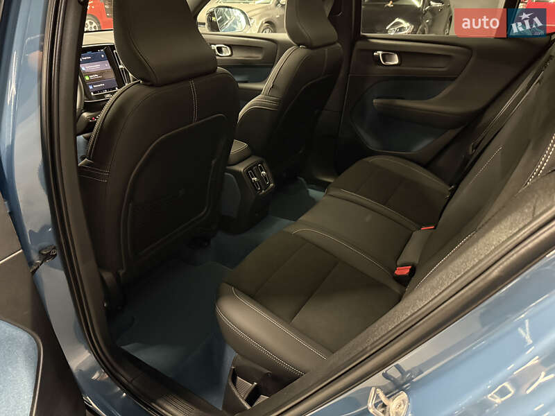 Позашляховик / Кросовер Volvo C40 Recharge 2022 в Володимирі