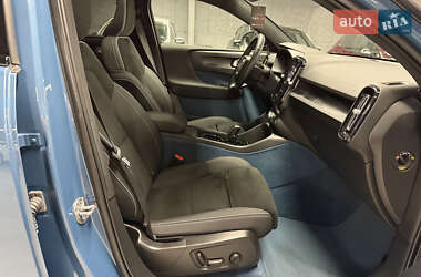 Внедорожник / Кроссовер Volvo C40 Recharge 2022 в 